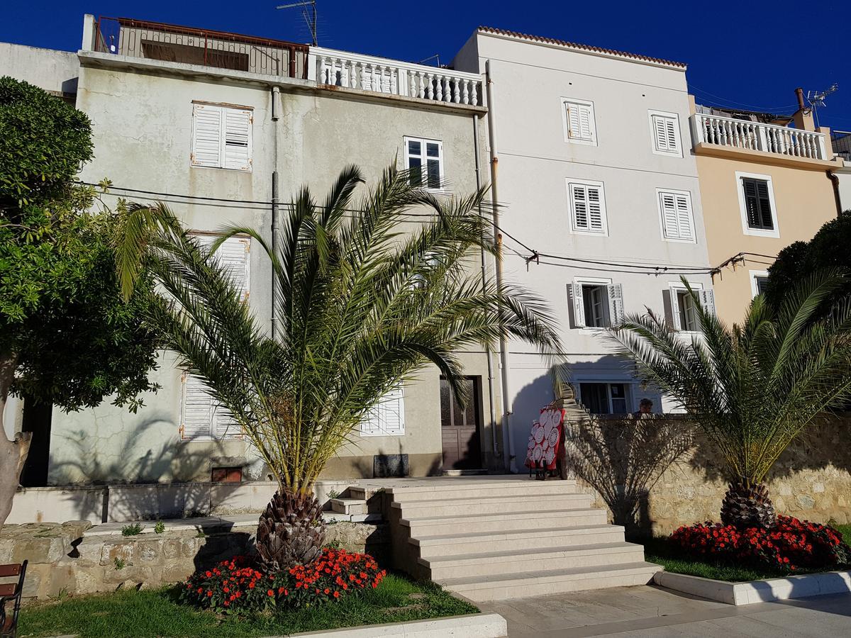 Hotel Oceanus Deny Pag Town Zewnętrze zdjęcie